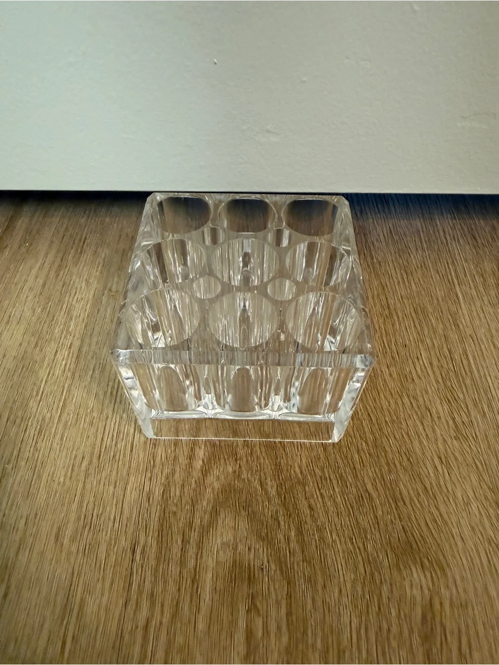 Never Used Container Store Clear Acrylic 9-Slot Lipstick/Lip Gloss Organizer